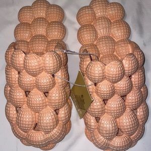 NWT BUBBLES SLIPPERS BLUSH SIZE 11